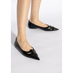 Bailarinas de Cuero