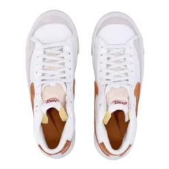 Blazer Mid 77 Sneakers