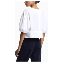 Blusa de popelina con mangas abullonadas