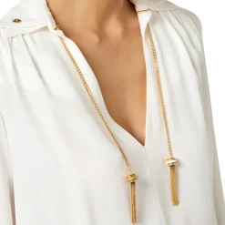 Blusa en Georgette con Detalles de Joyas