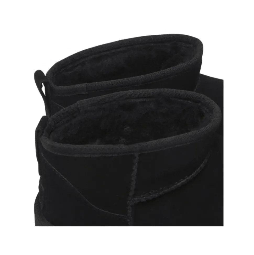 Bota Classic Ultra Mini Platform