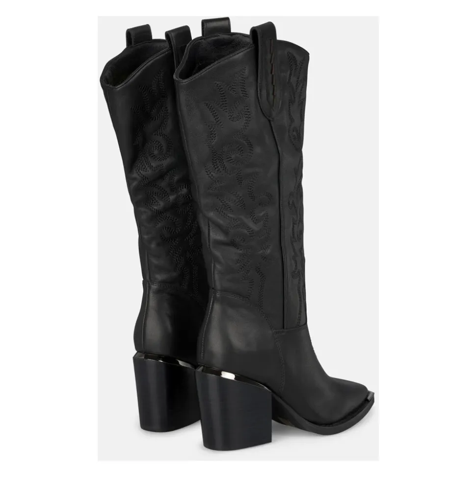 Bota de tacón bordado