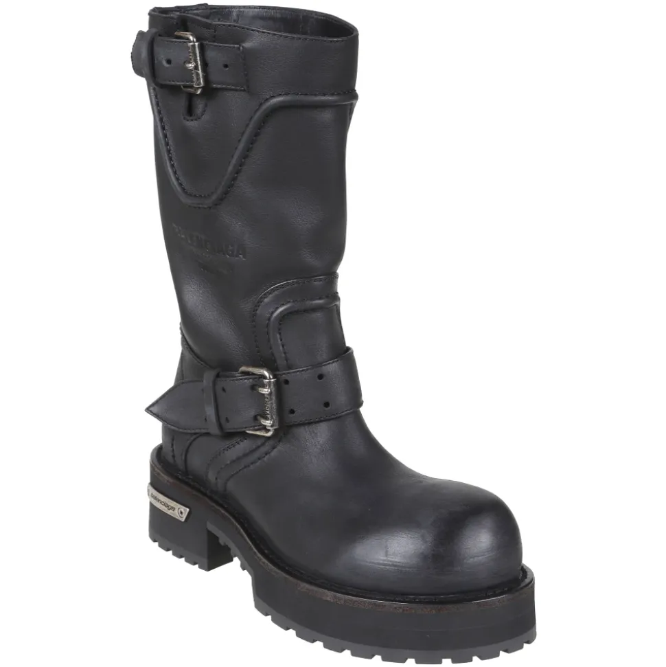 Botas con cordones
