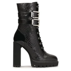 Botas de tacón alto con caña alta.Este producto tallaje pequeño.