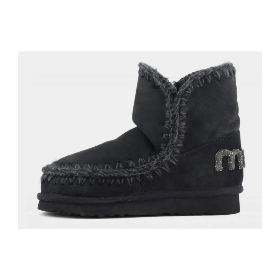 Botas esquimales negras con logo brillante