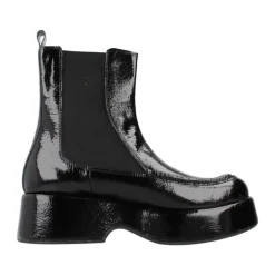 Botines Chelsea clásicos de cuero negro