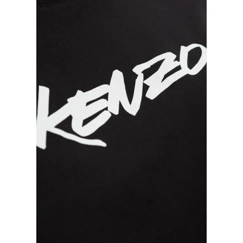 Camiseta con logo impreso