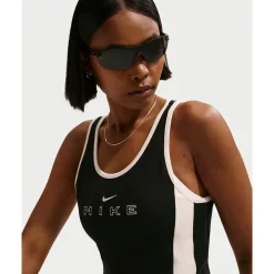 Camiseta de Tirantes Ajustada con Gráfico