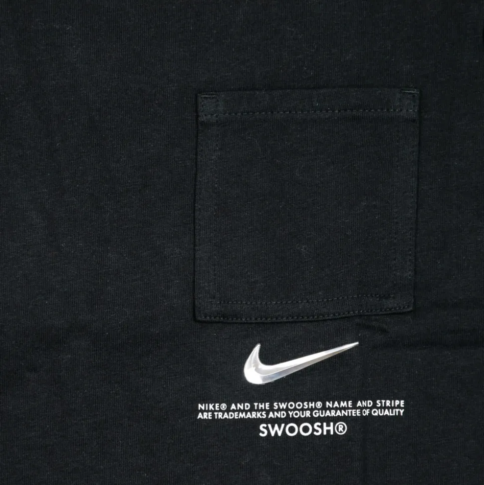 Camiseta Nike Swoosh Top