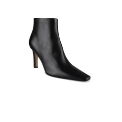 Carla Boot
