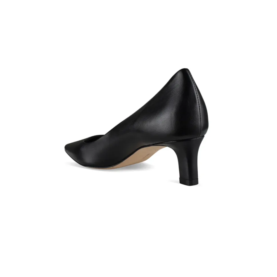 Carla Pump 45