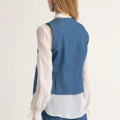 Chaleco Ikat sobre Chambray