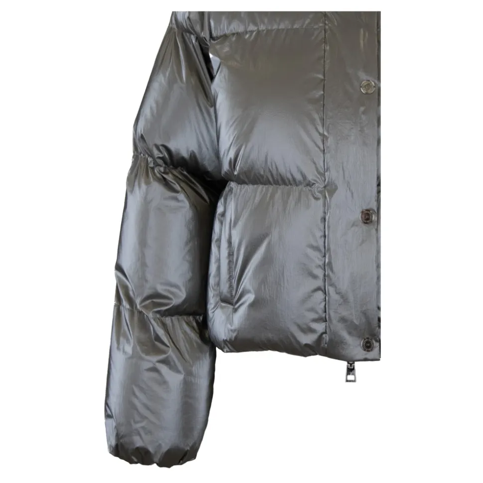 Chaqueta Acolchada Corta con Cuello Alto