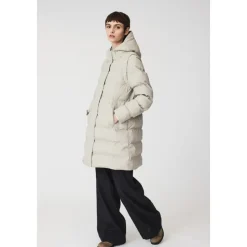 Chaqueta Impermeable Stuhi