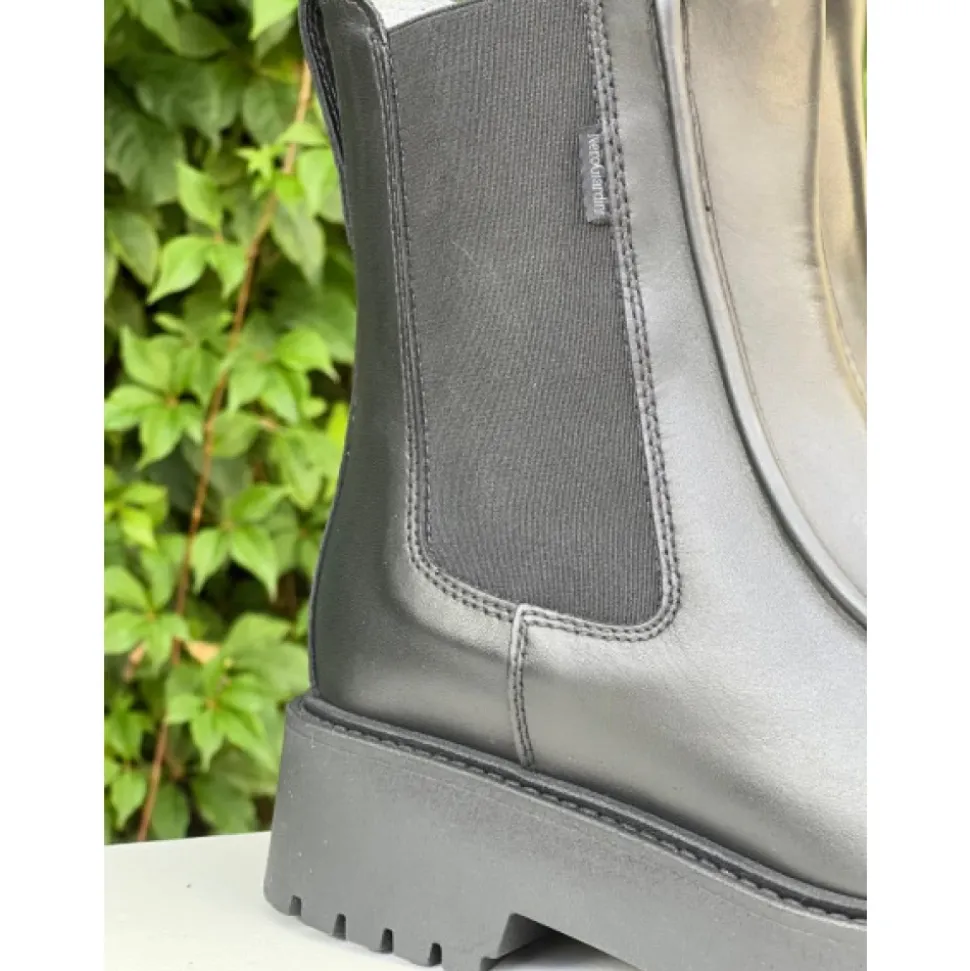 Chelsea Boot