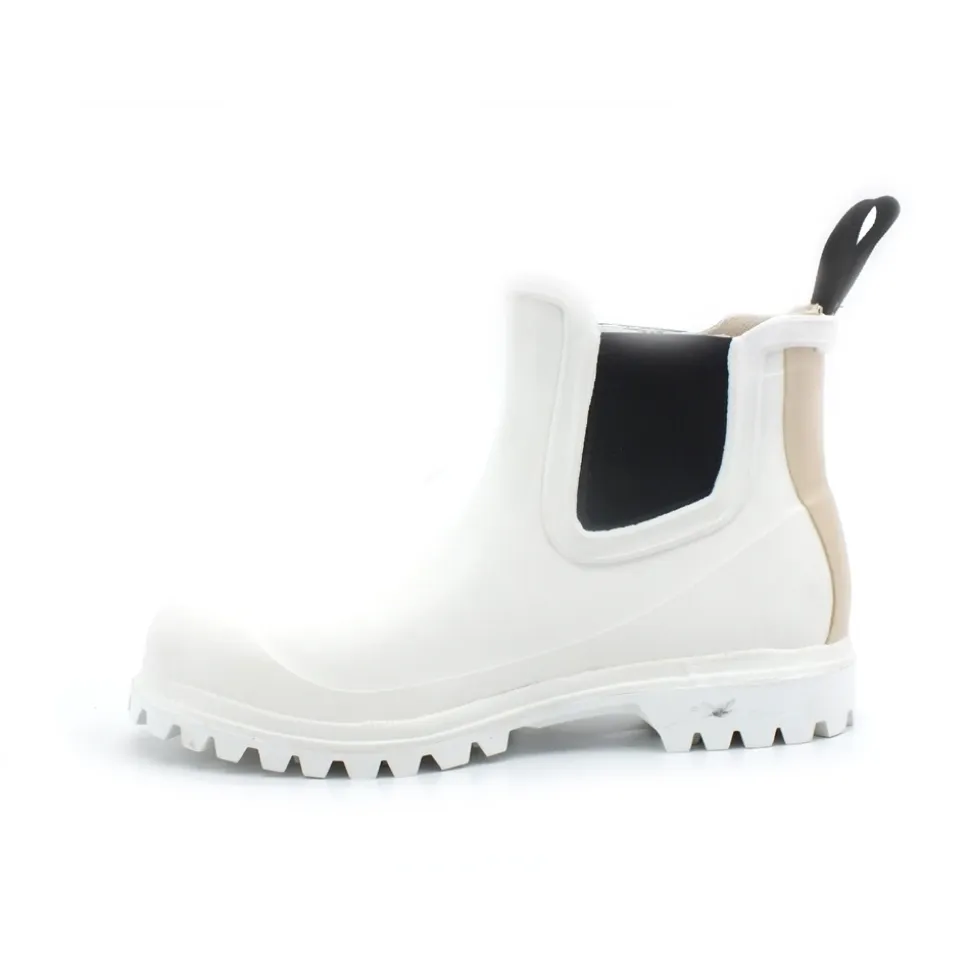 Chelsea Boot