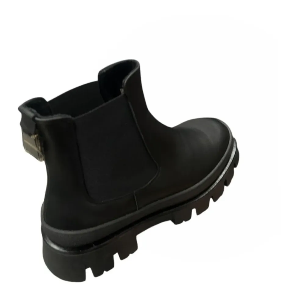 Chelsea Boots