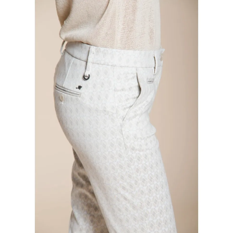 Chinos