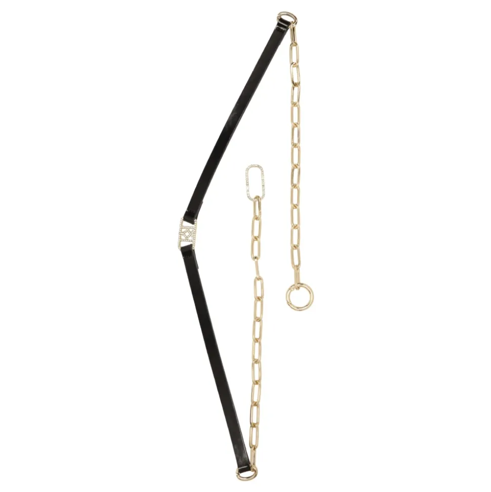 Cinturón negro estrecho con cadena dorada