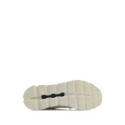 Cloud 6 Sneakers