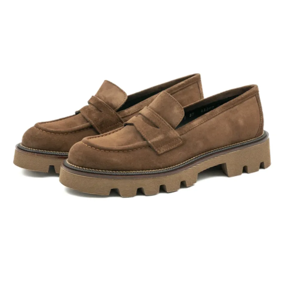 Elegantes mocasines de ante para mujeres