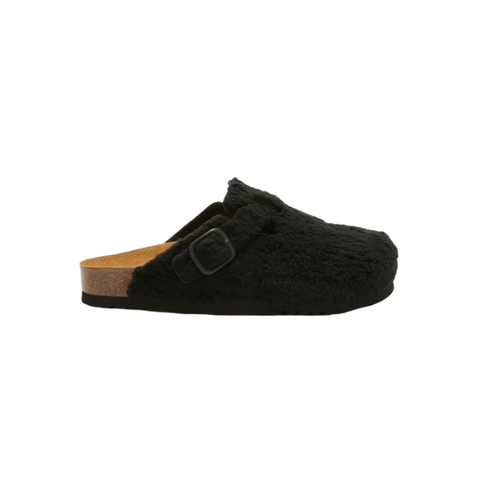 Fae New Sabot