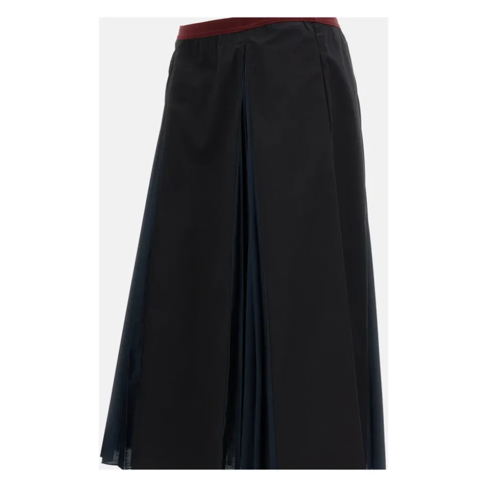 Falda midi acampanada