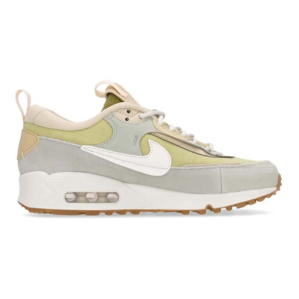 Futura Low Sneaker