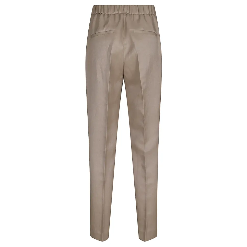 Gabardina Fluida en Pantalones de Lino
