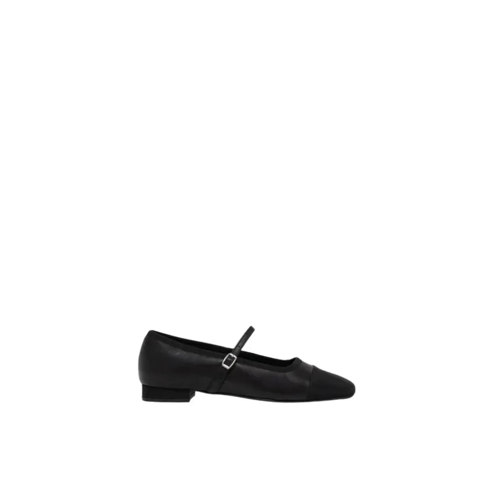 Gisele Ballerinas