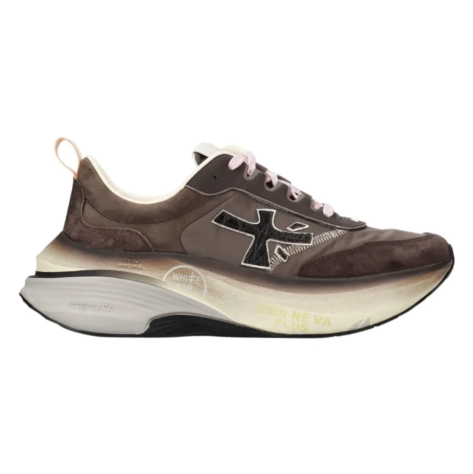 Hill 7896 Sneaker
