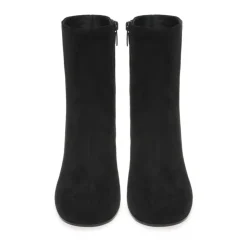 Joelle Boot