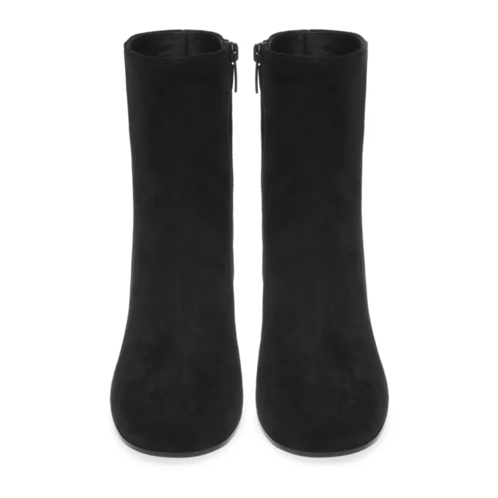 Joelle Boot