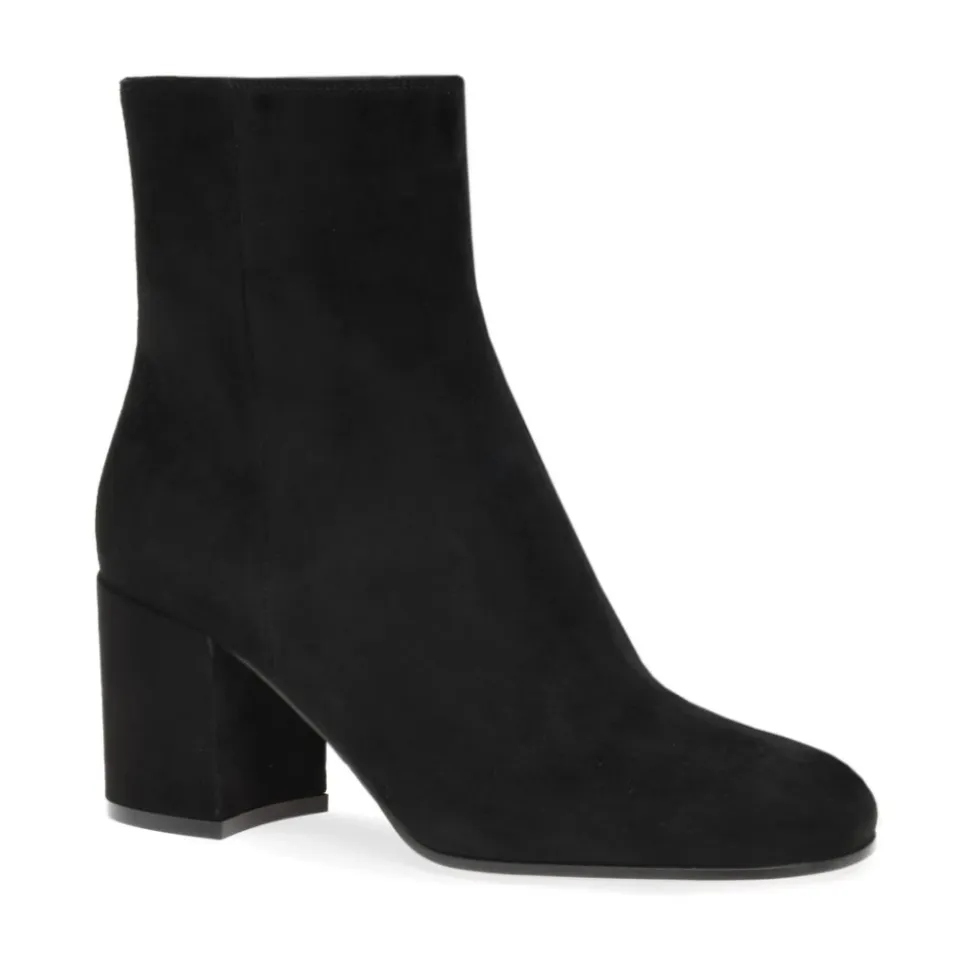 Joelle Boot