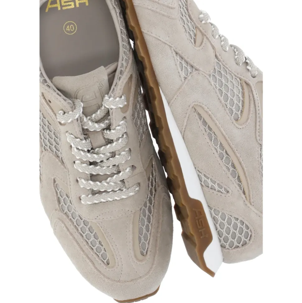 Kasar Sneakers
