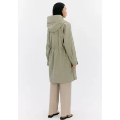 Liandra Parka