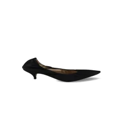 Liisa Pump