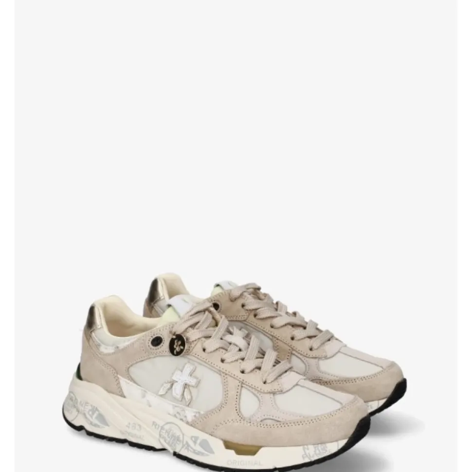 Mased Sneakers