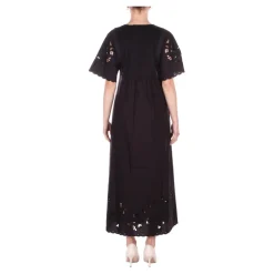 Maxi Vestido con Detalles de Ojal