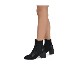 Merril Chelsea Boot