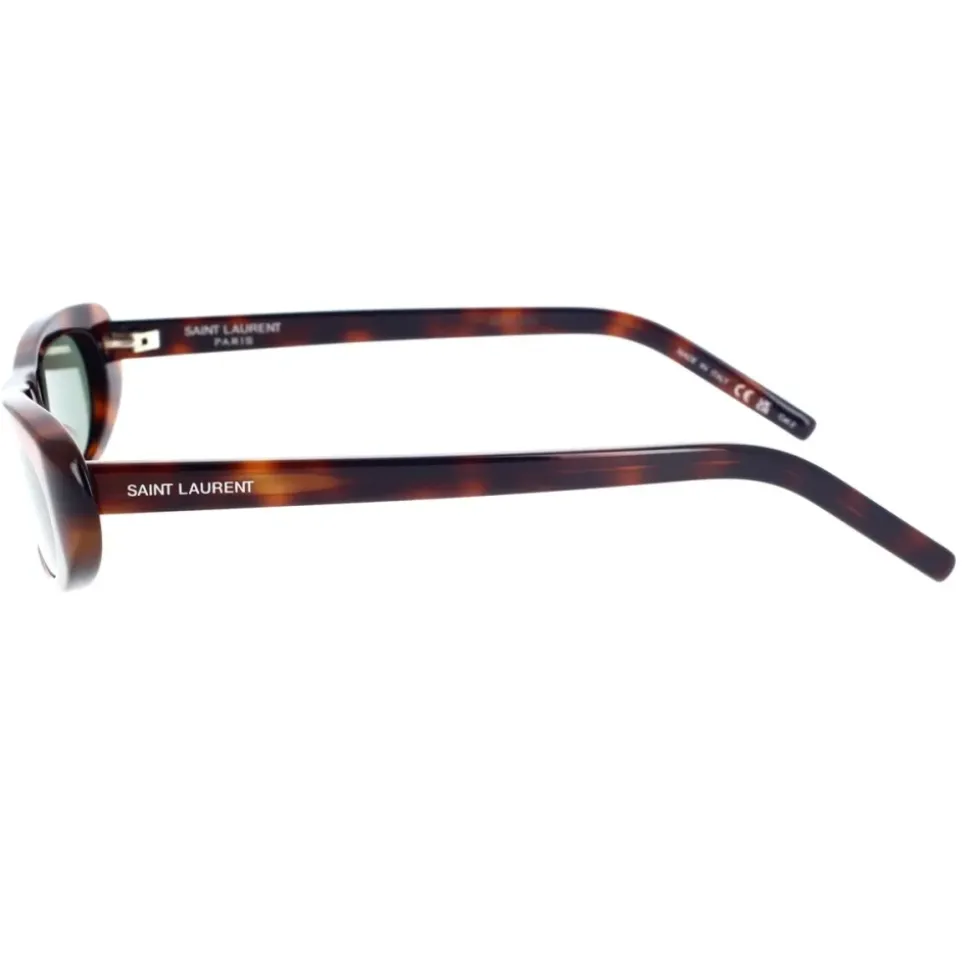 Modelo de gafas de sol redondas inspiradas en vintage