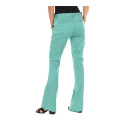 Pantalones acampanados con cierre de botón