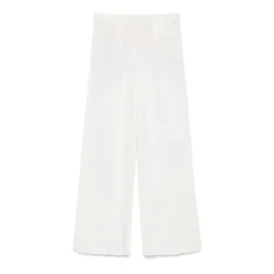 Pantalones con pliegues para un look elegante