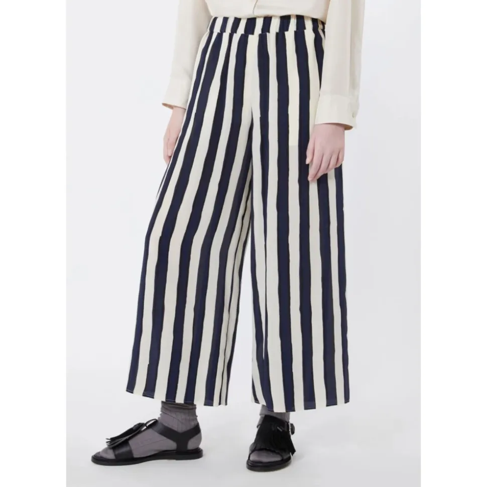 Pantalones Nirvana