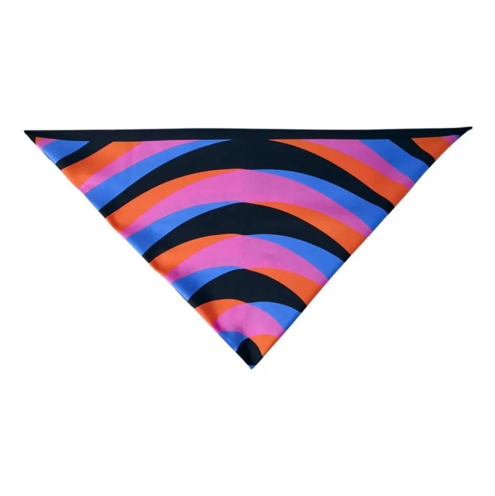 Pañuelo de seda con diseño geométrico