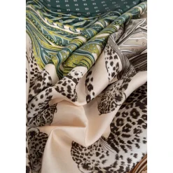 Pañuelo de seda con estampado