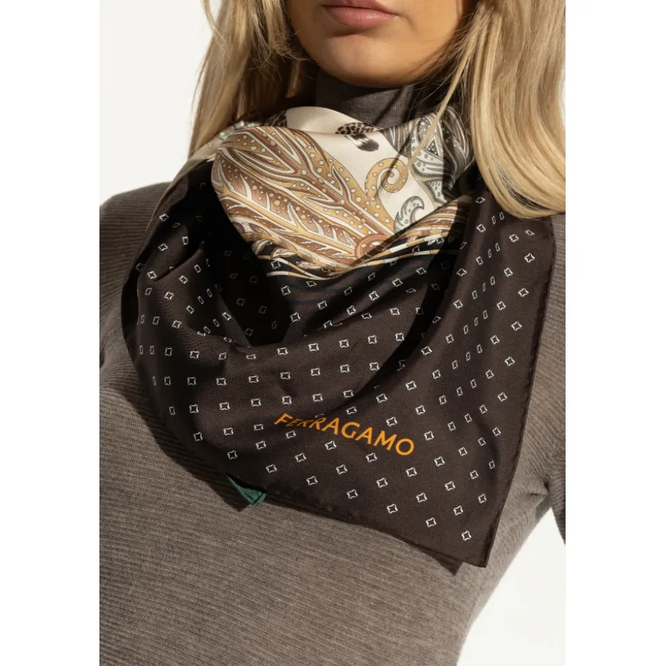Pañuelo de seda con estampado