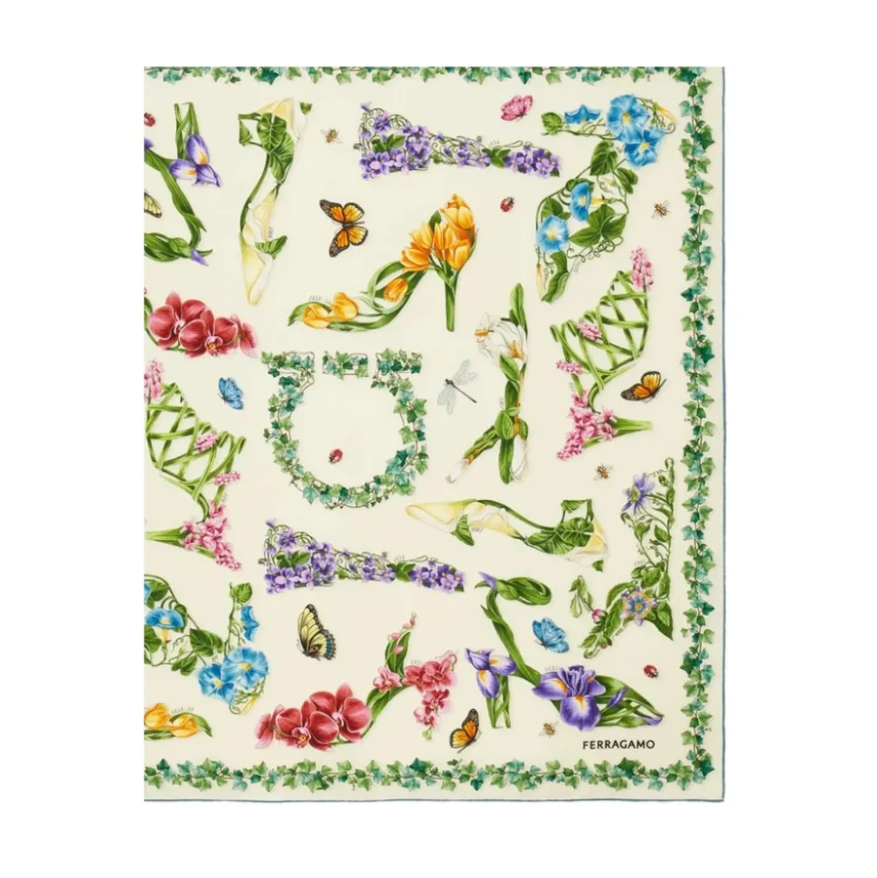 Pañuelo de seda cuadrado con diseño floral