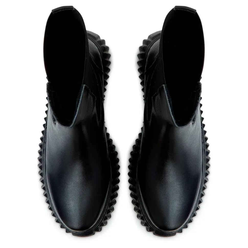 Platform Chelsea Boots with Ribbed Sole - Black