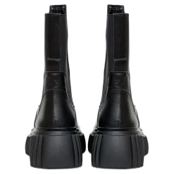 Platform Chelsea Boots with Ribbed Sole - Black